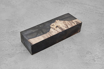 Гибрид из акрила и стабилизированной древесины, блок 131×47×28мм