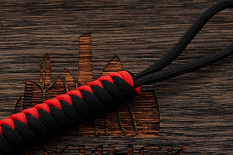 Темляк для ножа 'M "Змейка" (Black, Red)