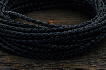 Кожаный плетенный шнурок 4,0мм (чёрный), кратно 1м