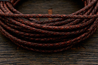 Кожаный плетенный шнурок 4,0мм (антик), кратно 1м